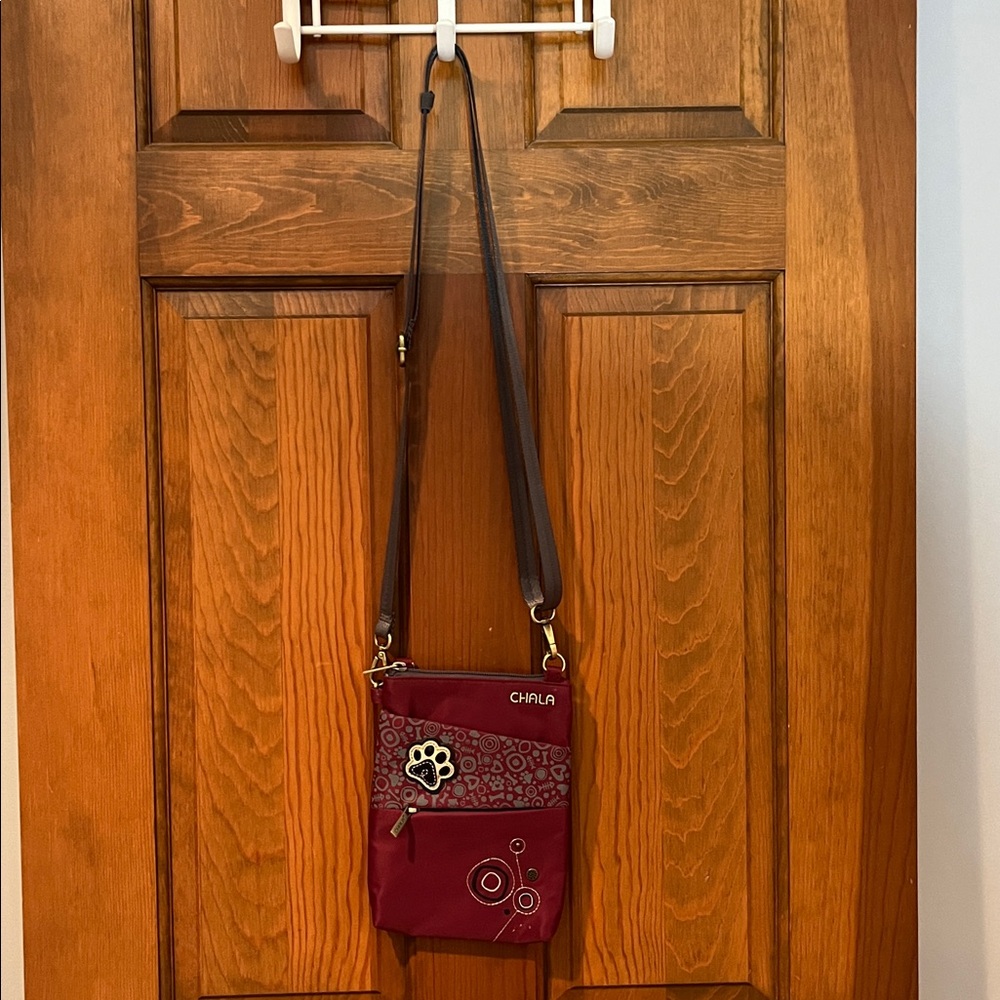 Chala Pet Paw Crossbody - Picture 3 of 11